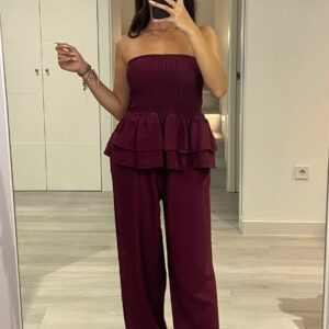 Conjunto Vuelo en color berenjena de cuerpo entero