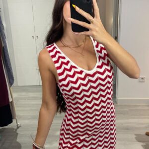 Vestido Ana en color rojo de cuerpo entero